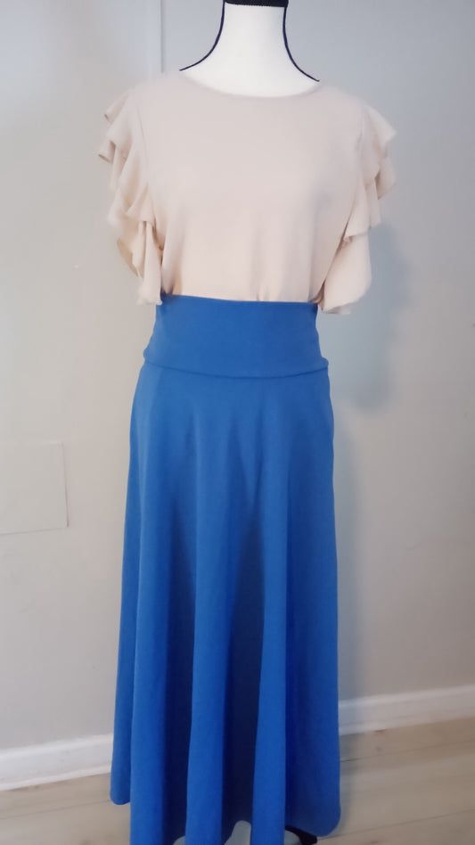 Blusa con falda larga
