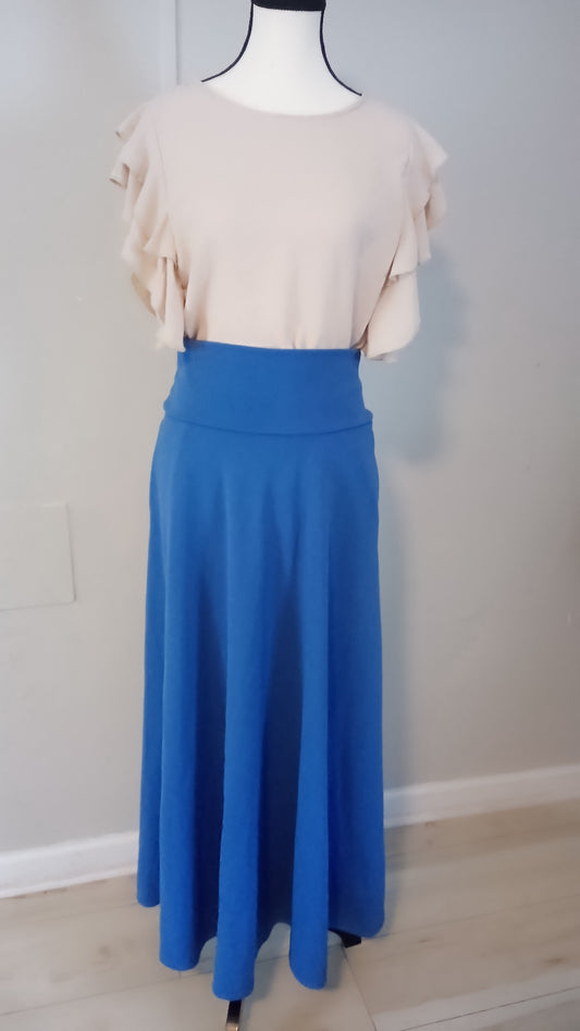 Blusa con falda larga